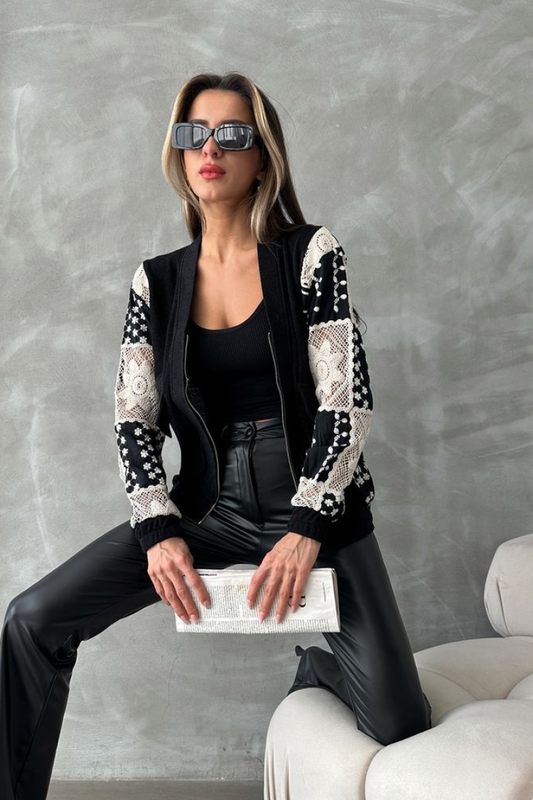 Gum Detailed Jacket