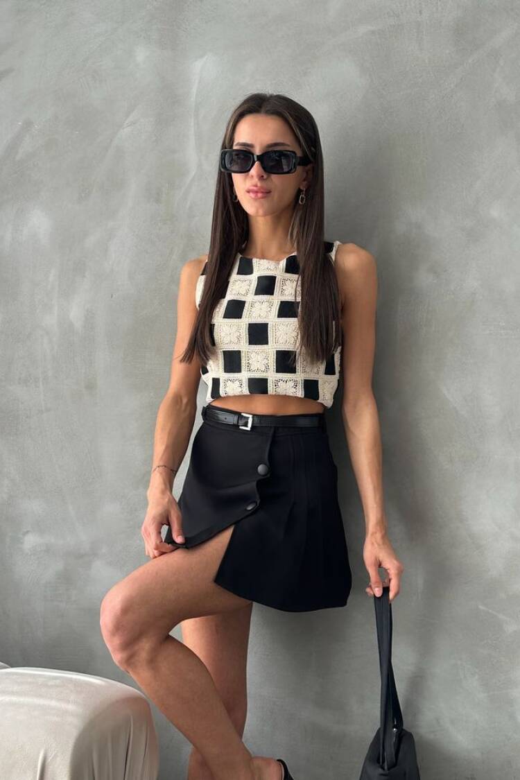 Checker Pattern Crochet Blouse