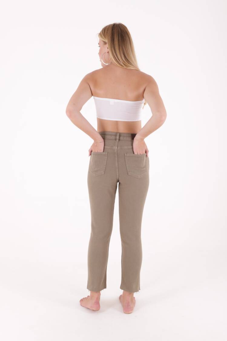 Tassel Finished High Waist Mom Fit Jean