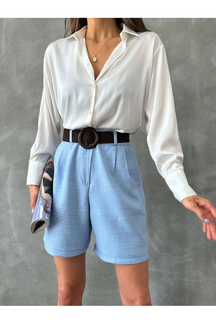 D 2686 Belted Shorts
