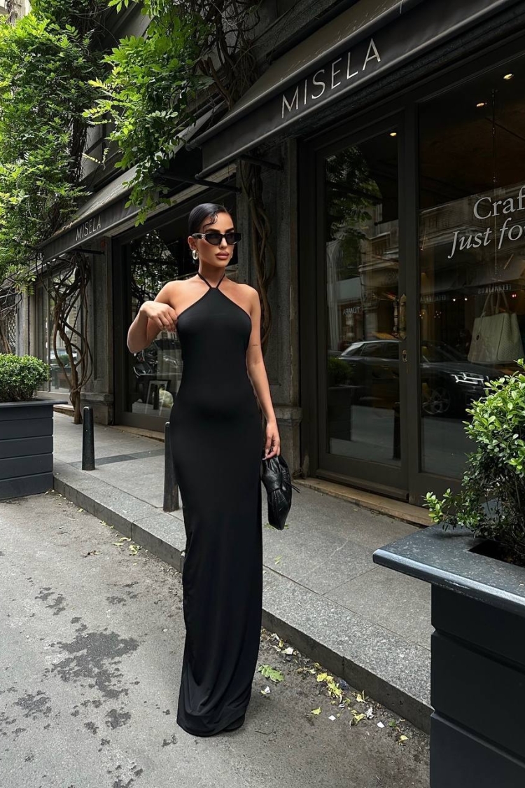 Halter NeckBackless Maxi Length Sandy Dress