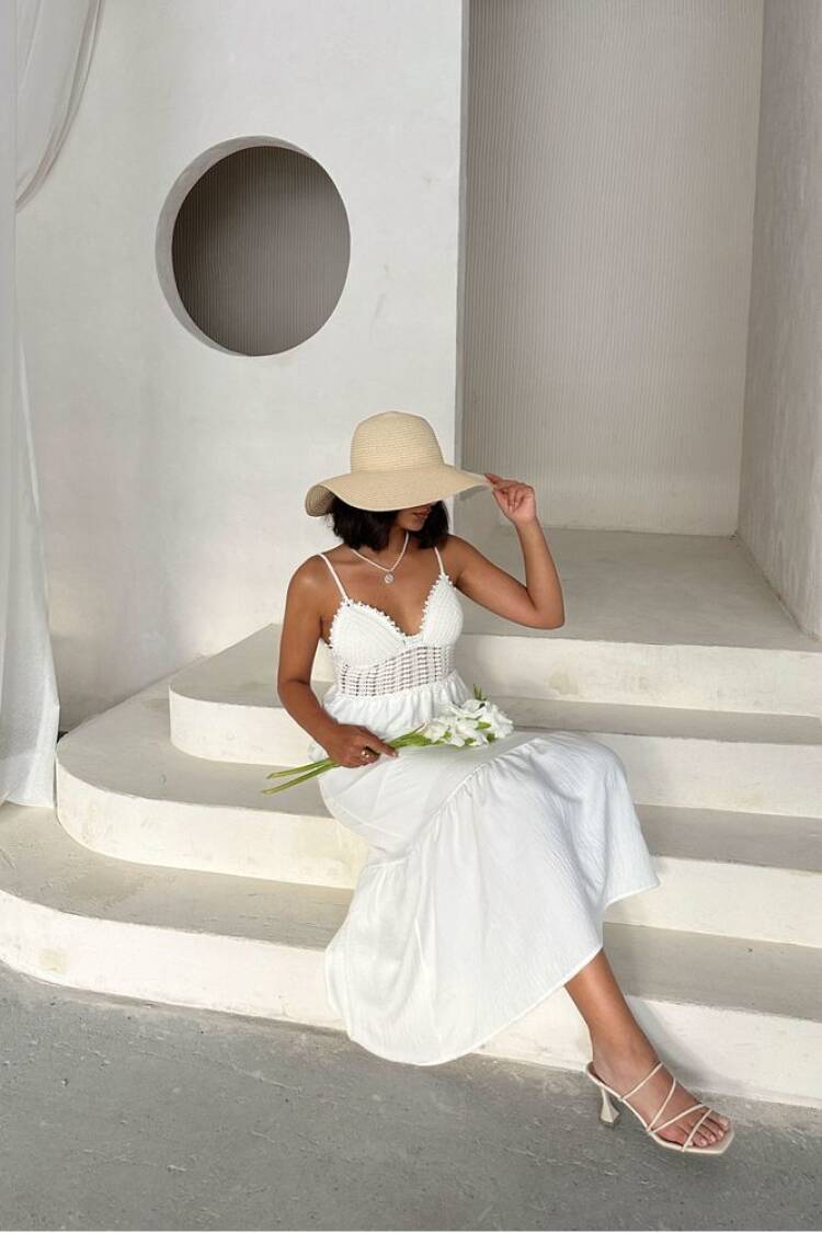 Linen Strappy V-Neck Full-Length Dress