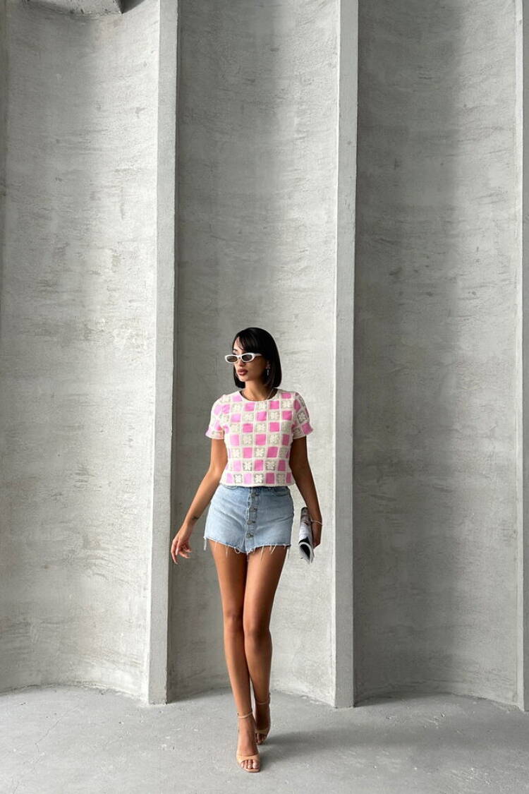 RawShort Sleeve Checkerboard Pattern Crochet Blouse