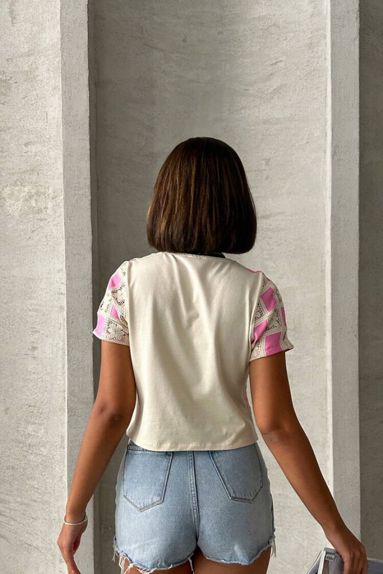 RawShort Sleeve Checkerboard Pattern Crochet Blouse