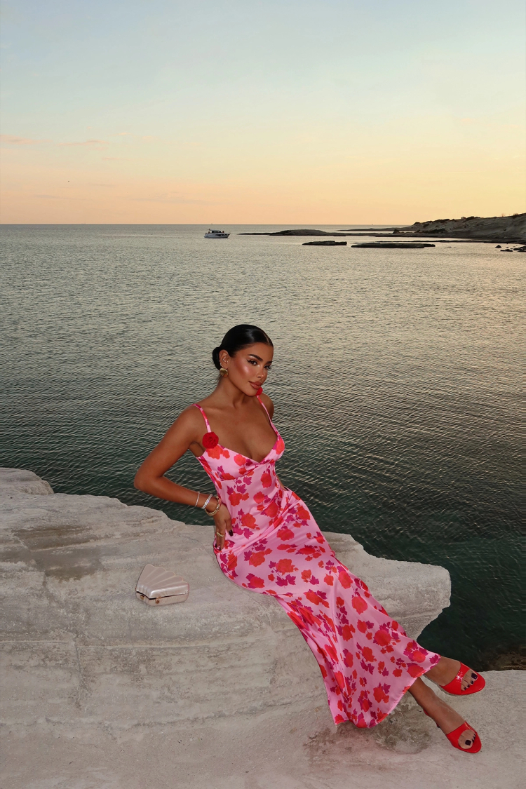 Pink Rose Detailed Strap Dress