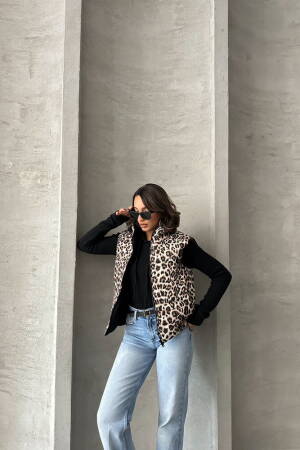 Leopard Patterned Quilted Vest - Topshow - Globality Store - Women Clothes Wholesale Turkey