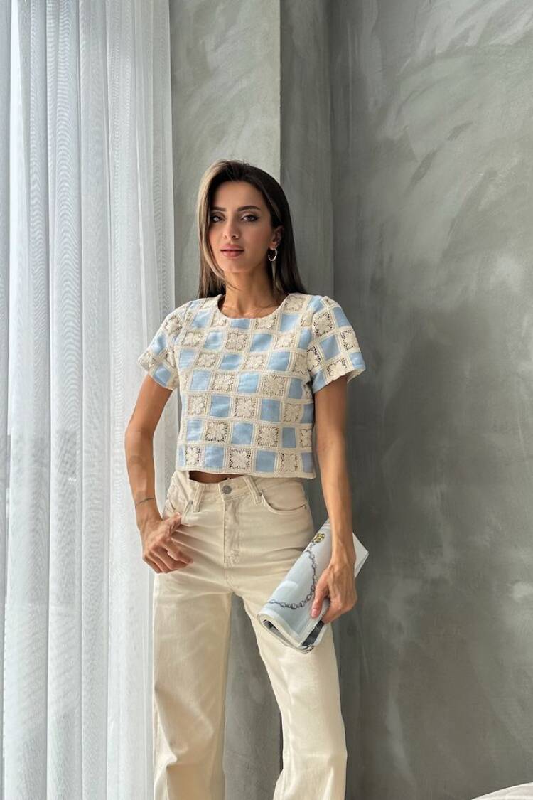 RawShort Sleeve Checkerboard Pattern Crochet Blouse
