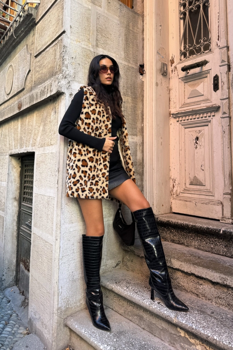 Leopard Plush Wide Cut Vest 28308