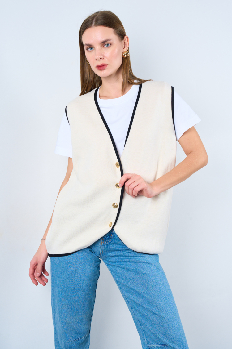 4 Button Plain Vest With Piping - Cream-Black - Qustyle - Globality Store - Women Clothes Wholesale Turkey