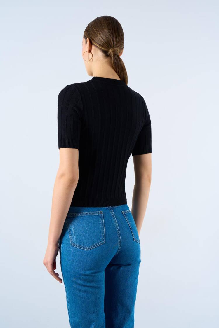 Ribbed Short Sleeve Sweater