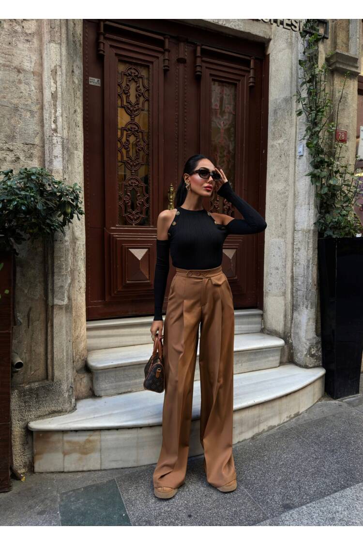 Three Button Detail Trousers