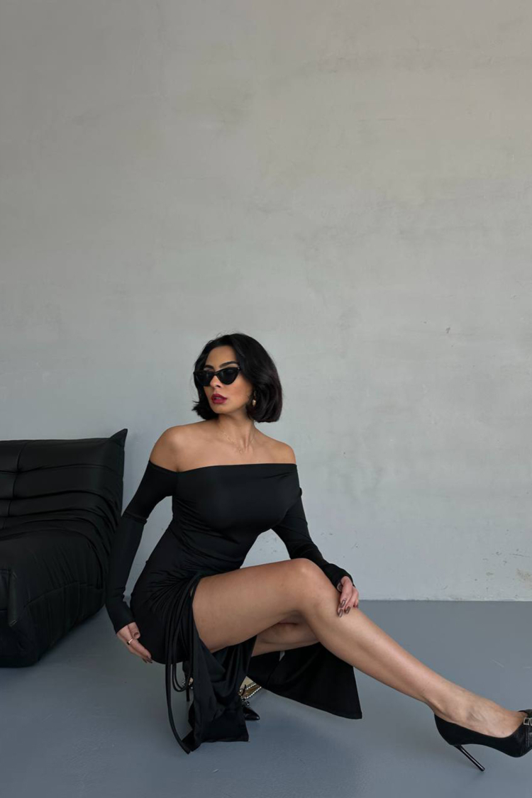Madonna Collar Pleated Long Dress - Black