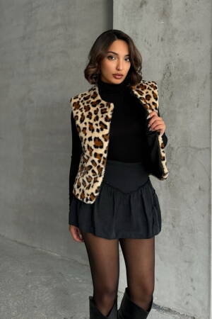 Leopard Leopard Patterned Plush Vest - Topshow - Globality Store - Women Clothes Wholesale Turkey