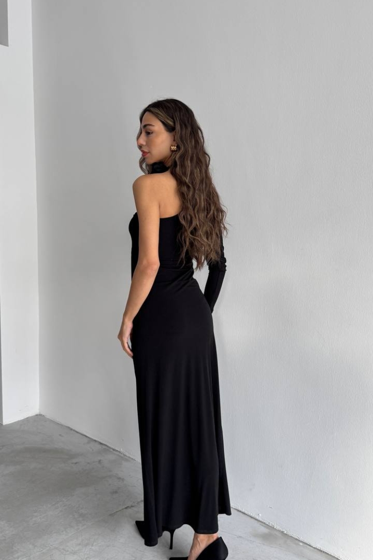 Dress Front Gather Detail