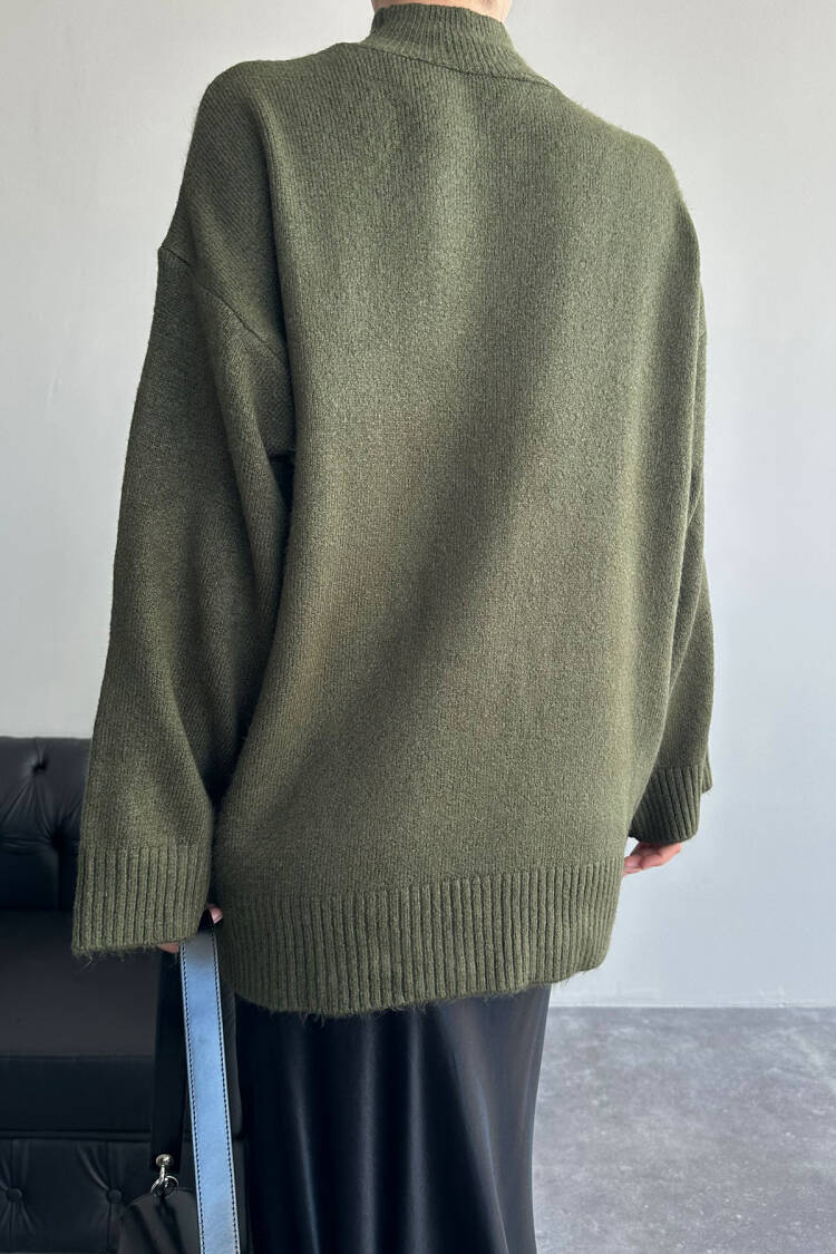 Half Turtleneck Long Sweater