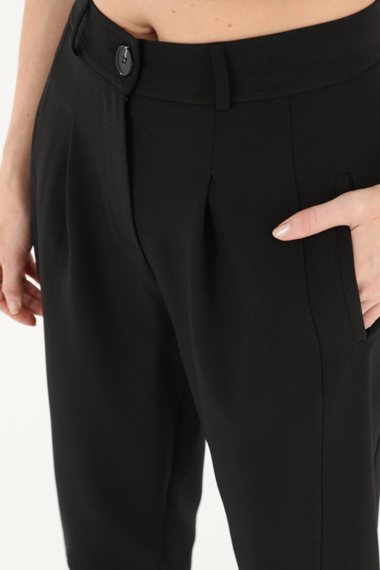 Women's Pleated Front Buttoned Leg Trousers