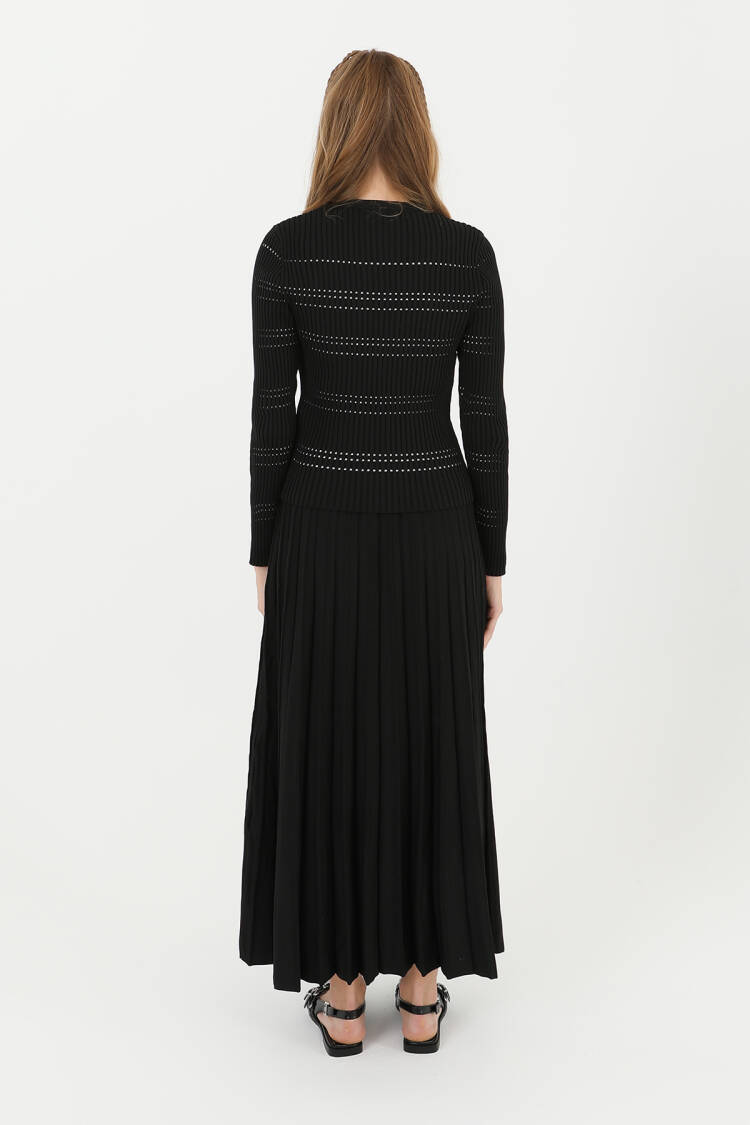 Women's Knitted Skirt Suit