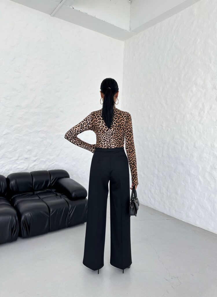 230 Gr Poly Viscose Lycra Metal Button Palazzo Trousers