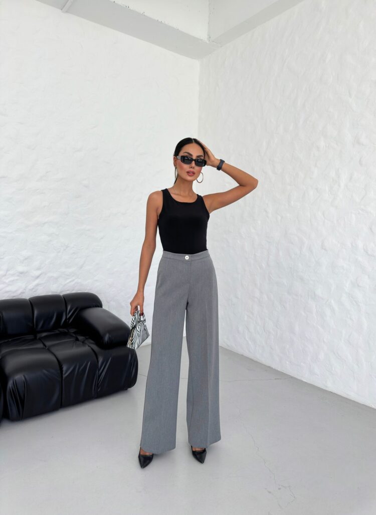 230 Gr Poly Viscose Lycra Metal Button Palazzo Trousers