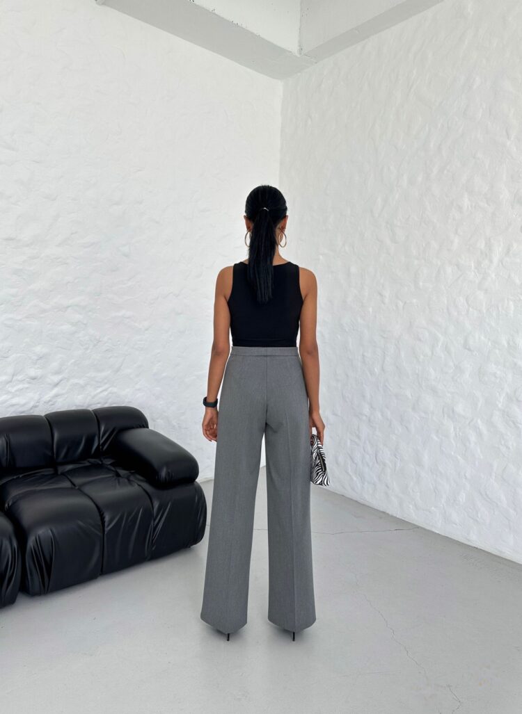 230 Gr Poly Viscose Lycra Metal Button Palazzo Trousers