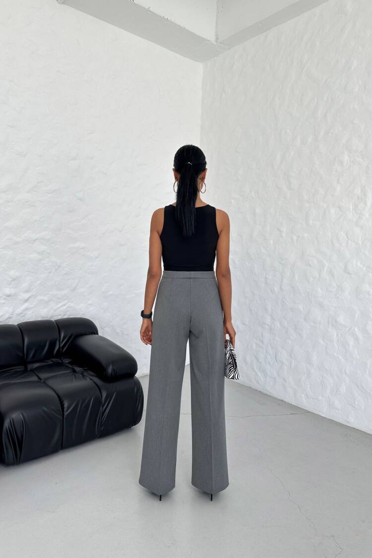 230 Gr Poly Viscose Lycra Metal Button Palazzo Trousers