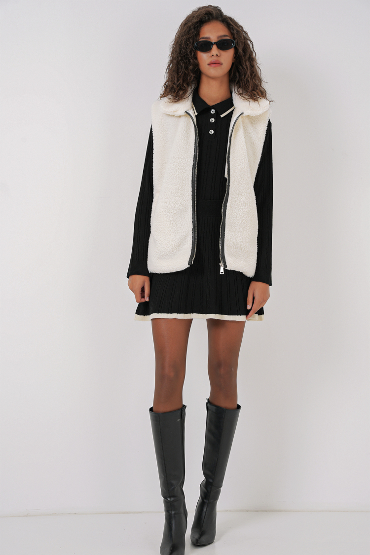 Plush Vest - White
