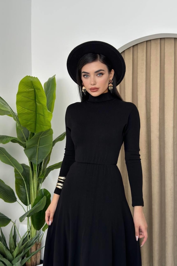 Dina Turtleneck Midi Dress