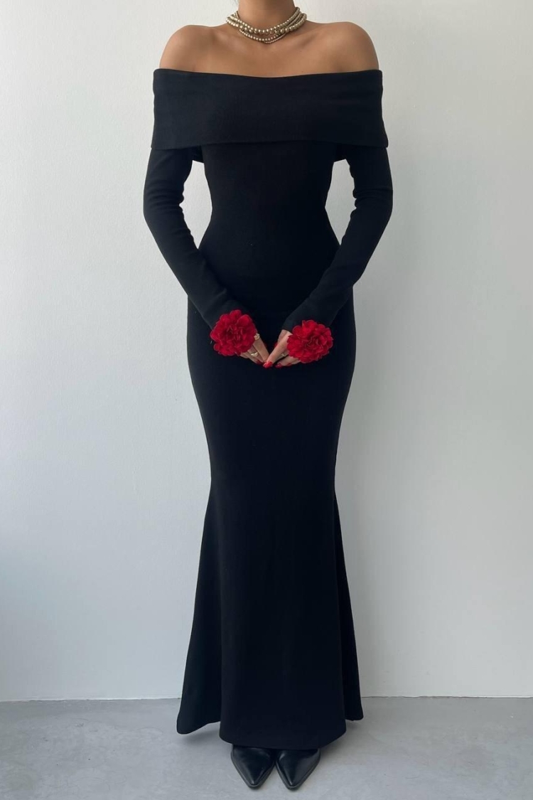 Rose Detail Dress - Black