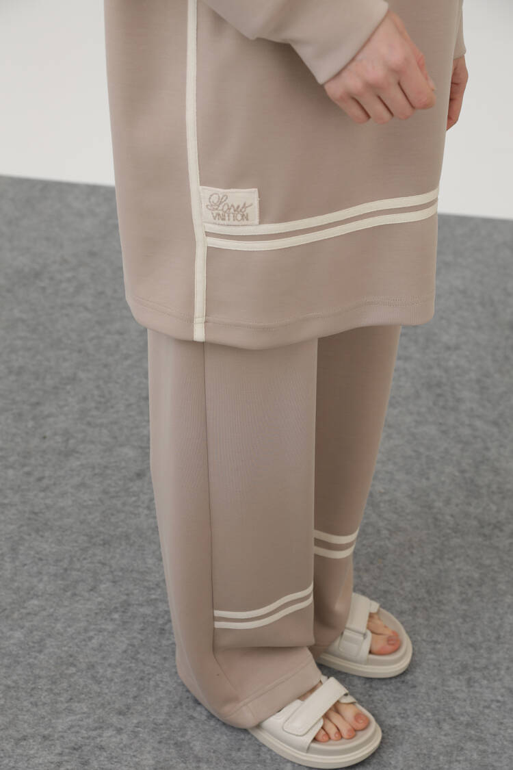 Grosgrain Detailed Suit