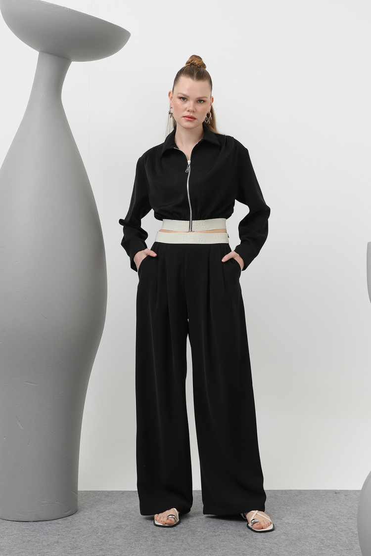 Pleated Elastic Detailed Jacket