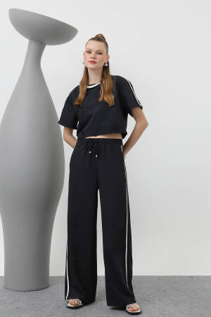Striped Short Sleeve Suit - Navy - SOUL - Globality Store - Women Clothes Wholesale Turkey