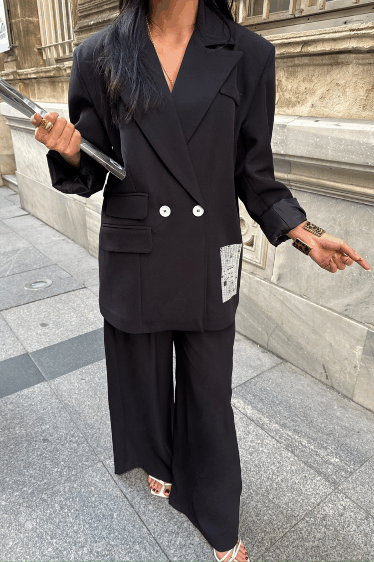 Design Label Detailed Jacket Pants Suit