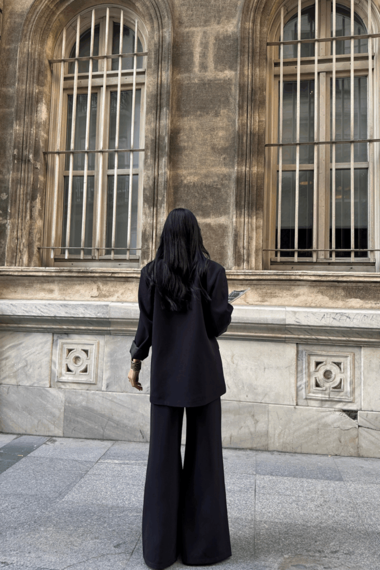Design Label Detailed Jacket Pants Suit