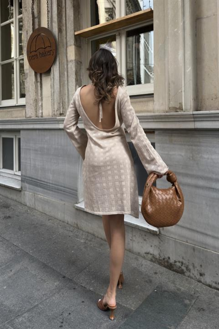 Backless Lace Dress