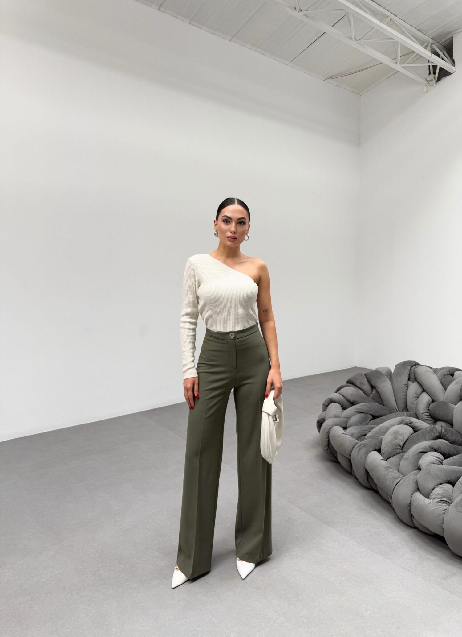 230 Gr Poly Viscose Lycra Metal Button Palazzo Trousers - Ouz Fashion - Globality Store - Women Clothes Wholesale Turkey