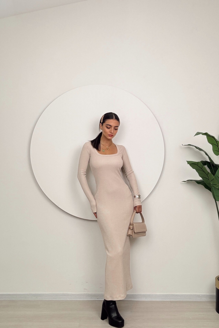 U Neck Knitted Dress