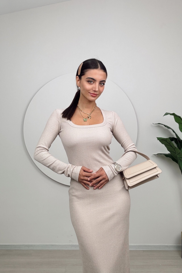 U Neck Knitted Dress