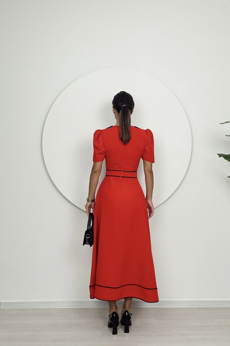 Atlas Midi Dress With Collar Detail
