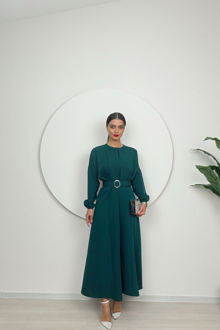 Long Dress With Pleated Belt