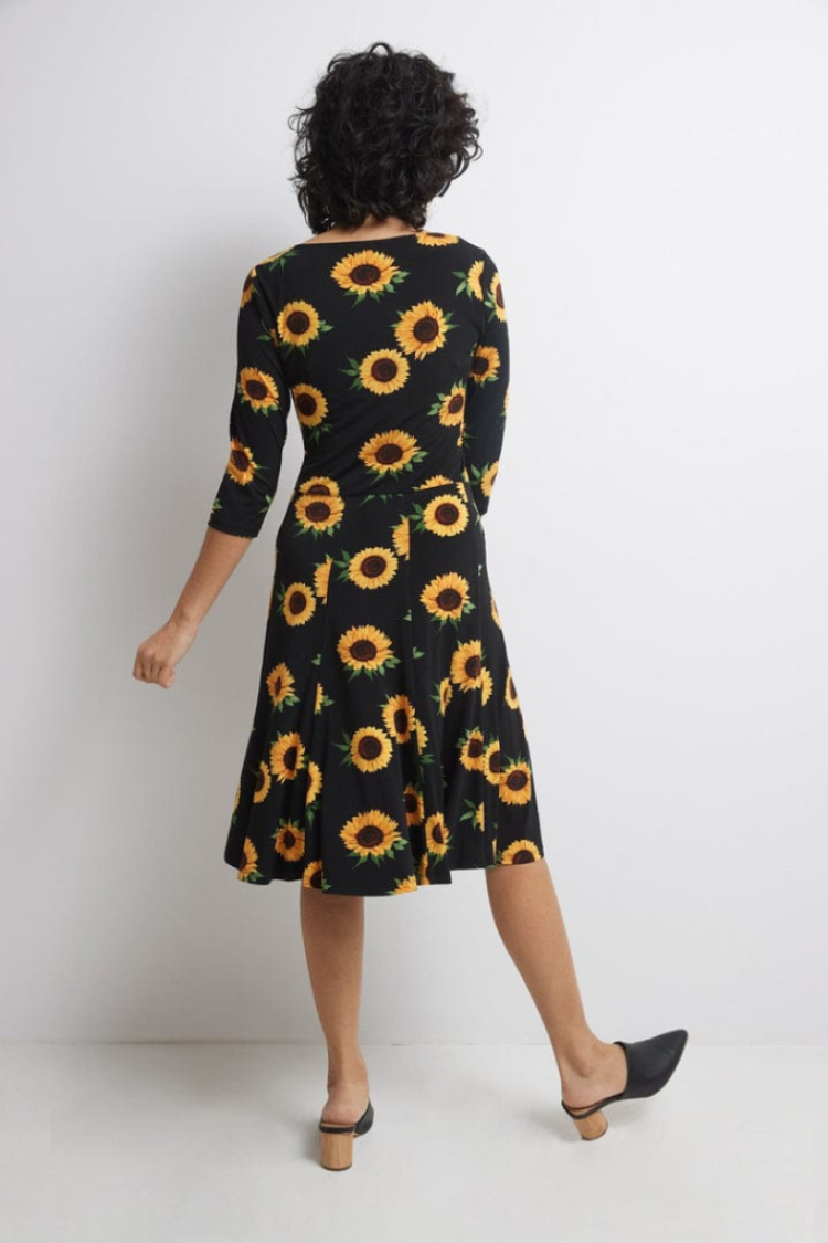 Women's Poor Sleeve Crew Neck Midi Micro Dress - Black