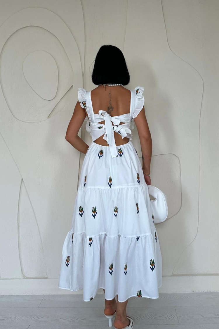 Zero Sleeve Ruffle Dress