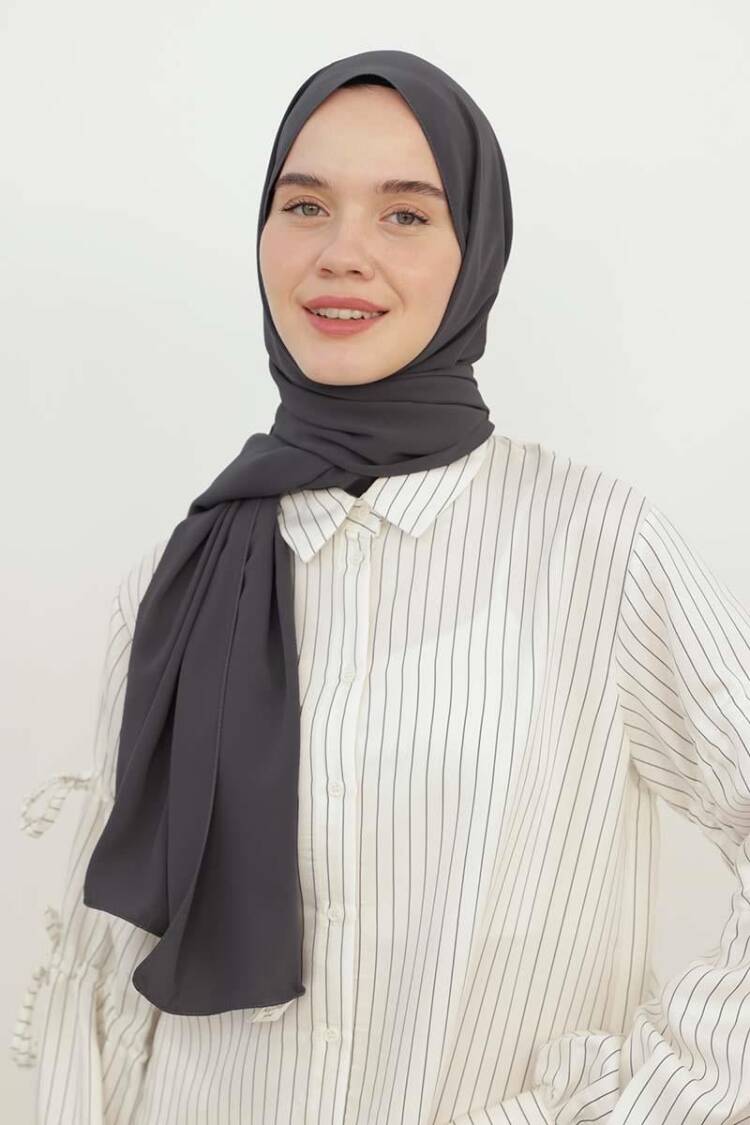 Medina Silk Shawl - Gray