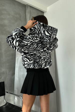 Zebra Look Plush Coat -& White - Topshow - Globality Store - Women Clothes Wholesale Turkey