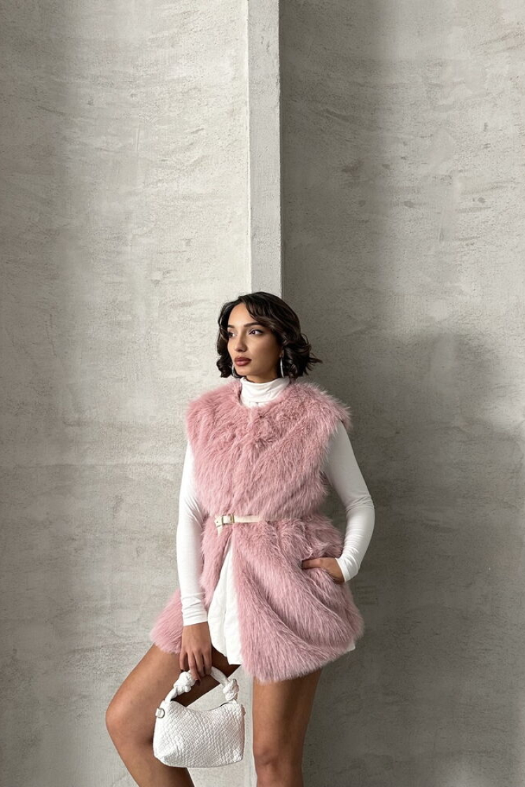Furry Vest - Powder