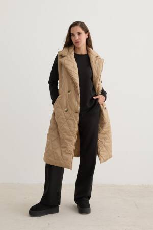 Quilted Vest With Button Front And Waist Belt Detail In - Levure - Globality Store - Women Clothes Wholesale Turkey