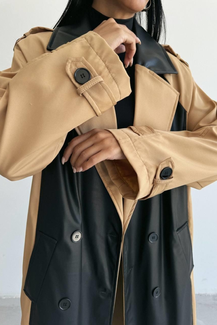 Leather Piece Buttoned Trench Coat