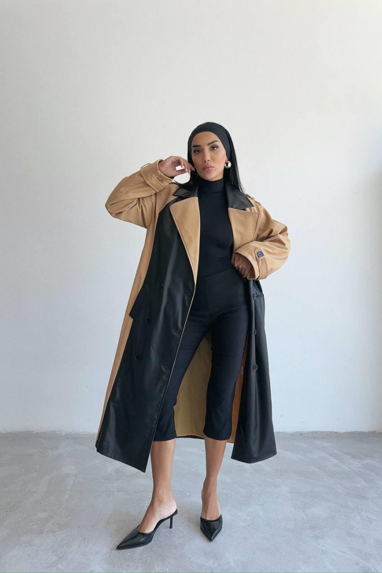 Leather Piece Buttoned Trench Coat