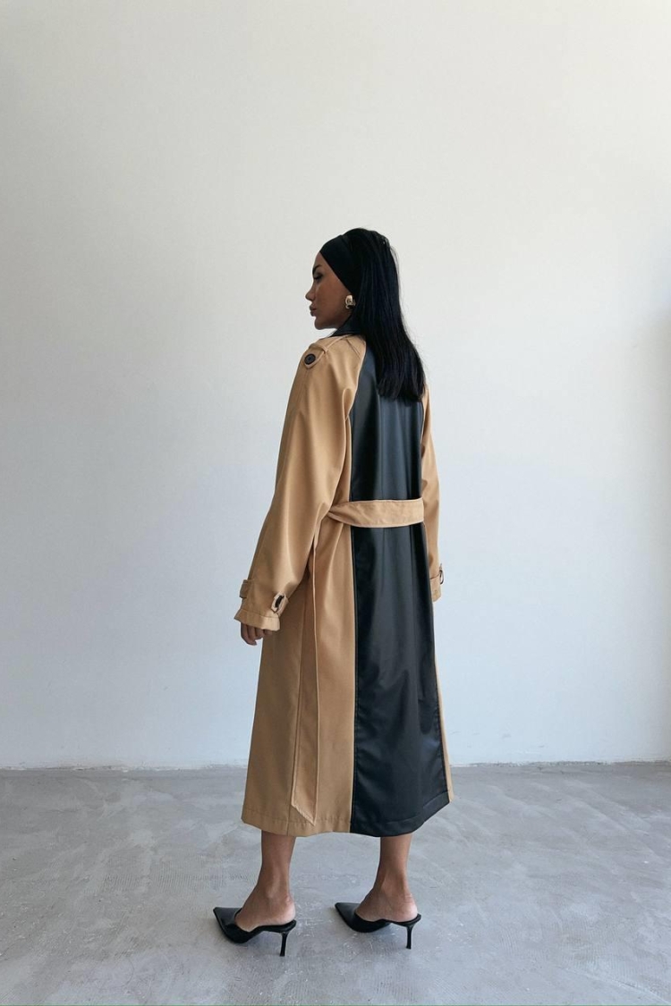 Leather Piece Buttoned Trench Coat