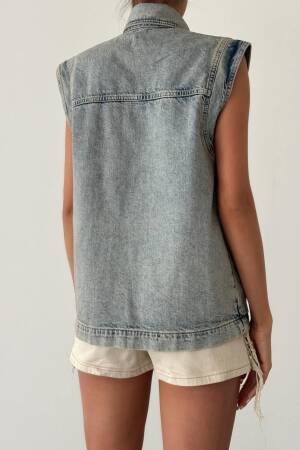 Tint Denim Vest With Zero Sleeve Pocket Detail - LACARINO - Globality Store - Women Clothes Wholesale Turkey