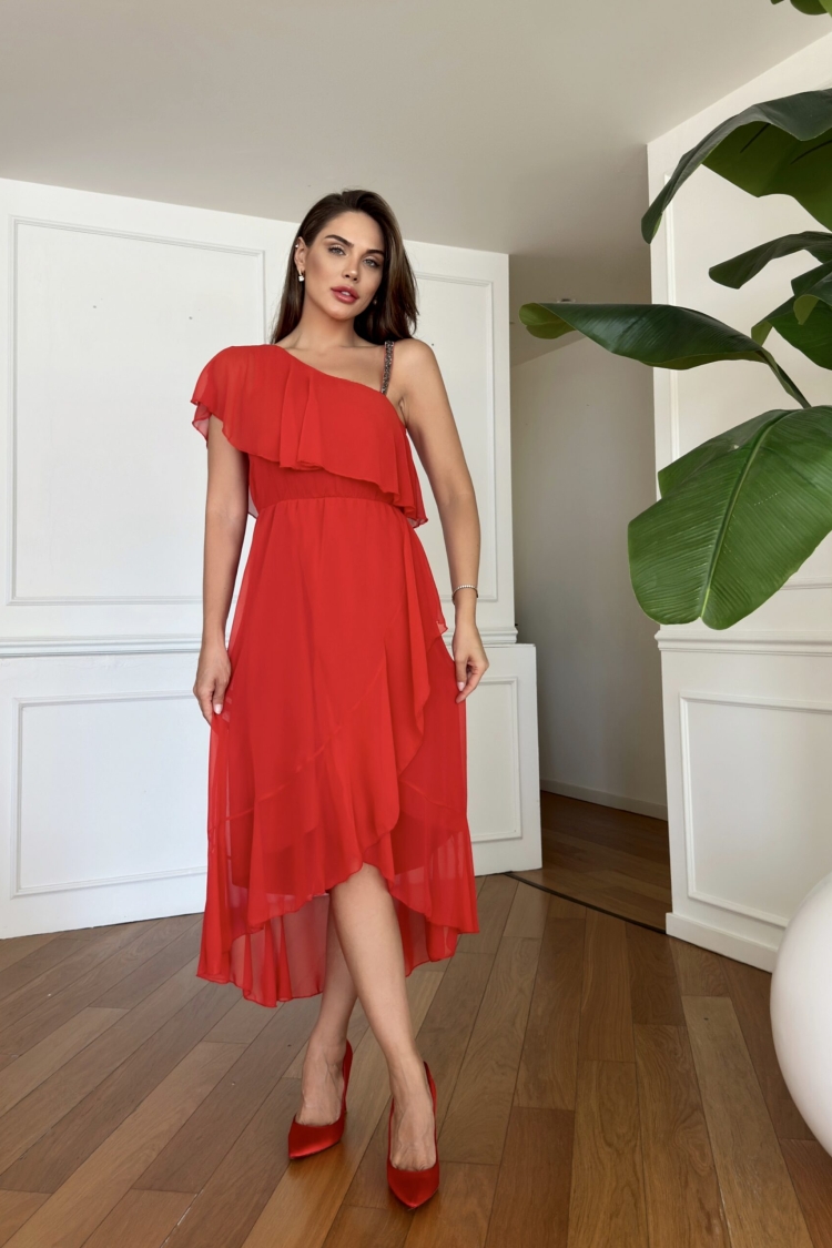 Chiffon Dress With Stones On The Shoulder
